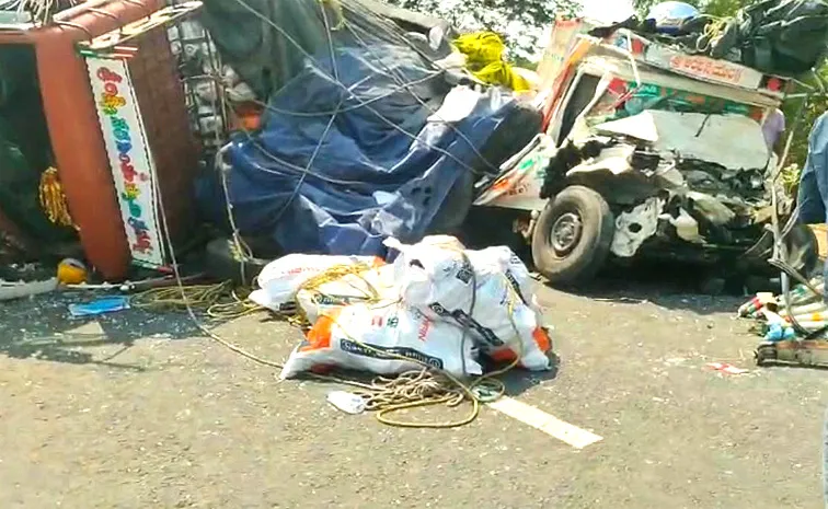 Road Accident Near Vinukonda Palnadu District