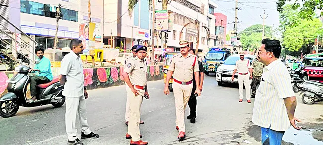 గుంటూరులో కార్డన్‌ సెర్చ్‌ 