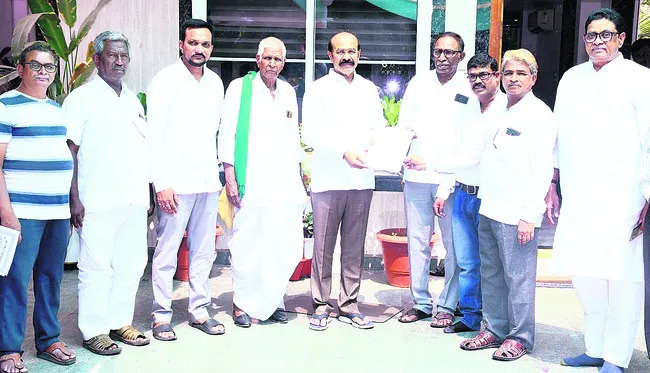 ప్రచారం లేకుండానే ఫ్యాక్టరీపై ప్రజాభిప్రాయ సేకరణ తగదు 