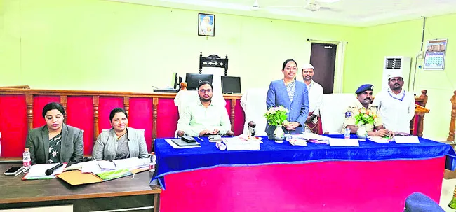 కక్షిదారులకు రాజీమార్గమే రాజమార్గం