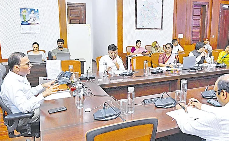 Smart cards for students in welfare hostels: Telangana
