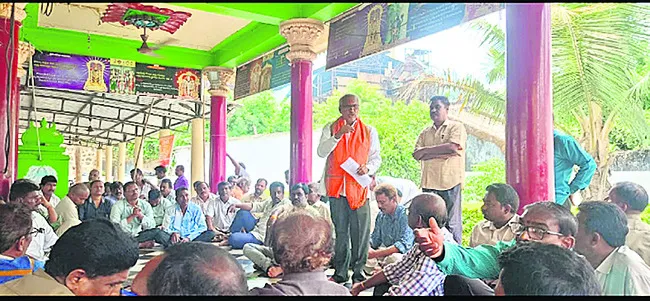 గోవాడ సుగర్స్ను ప్రభుత్వం ఆదుకోవాలి