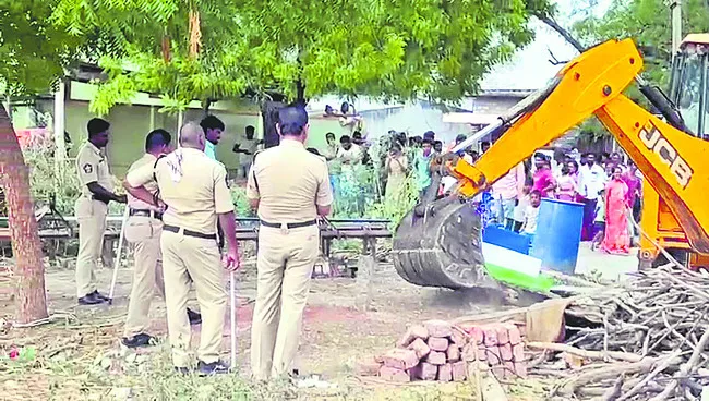 అదే బరితెగింపు..