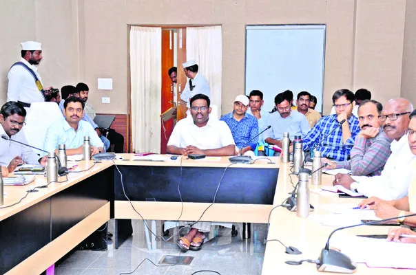 ప్రభుత్వం గుర్తించిన సన్నాలనే సాగు చేయాలి 