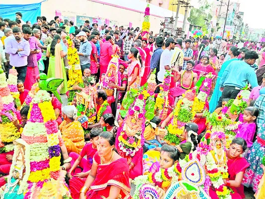 గంగమ్మ అభయం.. ఆనందమయం