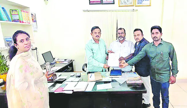 నేడు ‘కోట’ మున్సిపల్ చైర్పర్సన్పై అవిశ్వాసం