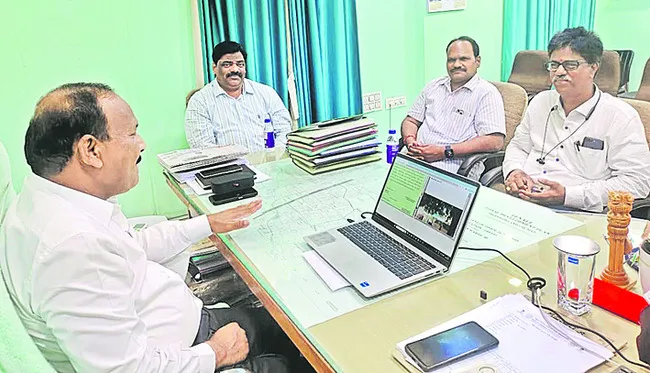 భవన నిర్మాణ అనుమతులపై అపోహలు వీడండి 