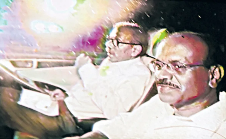 Dhanunjay Reddy, Krishnamohan Reddy Voluntarily attend SIT inquiry