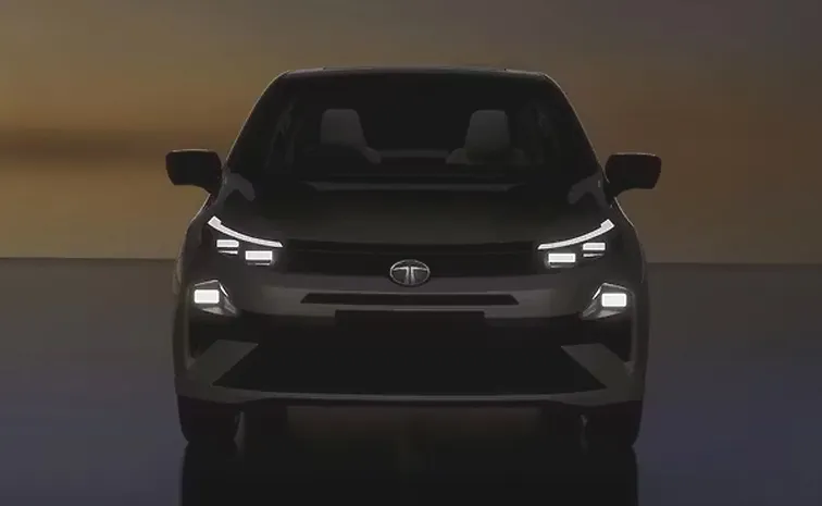 Tata Altroz Facelift Launch Soon and Full Details