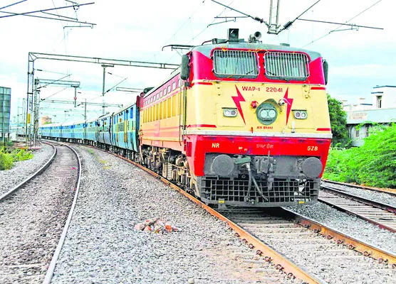 గిరి‘జనులకు’ రైలు కూత!