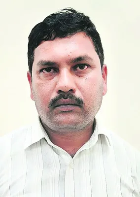 ఫేక్‌ ఆధార్‌తో స్థలం కాజేసే కుట్ర 