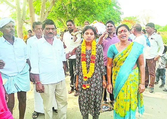 వారం రోజుల్లో కూతురి పెళ్లి