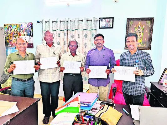 సప్లిమెంటరీ పరీక్షల్లో మాల్ ప్రాక్టీస్