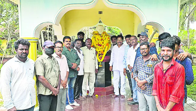 కాటన్ సేవలు చిరస్మరణీయం