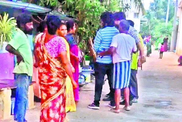 మహిళలపై కూటమి నాయకుల దాడి 