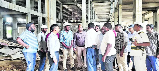 అనుమతి లేకుండా నిర్మిస్తే చర్యలే