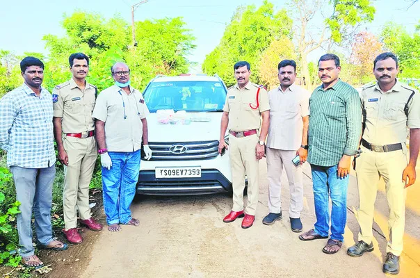 నిషేధిత ఆల్పాజోలం పట్టివేత