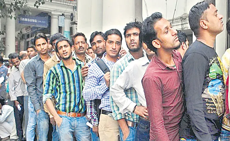 India unemployment rate at 5. 1percent in April 2025