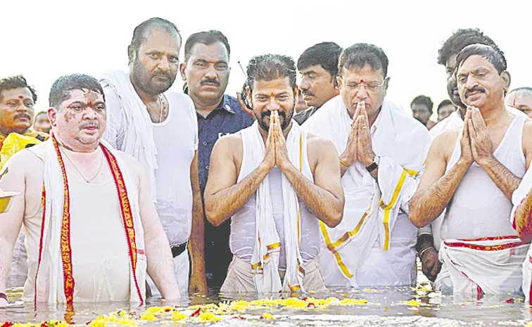 CM Revanth Reddy Opens Saraswati Ghat