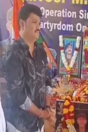 Tollywood Comedian Siva Reddy Pays Tribute To Jawan Murali Nayak1