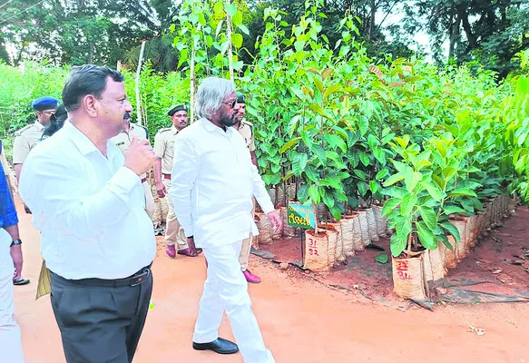 శ్రీగంధం చెట్లకు జియోటాగ్
