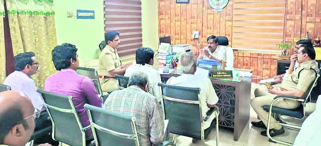 ఆర్టీఏ లైసెన్స్‌ తప్పనిసరి 