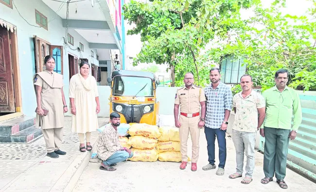 ఎకై ్సజ్ దాడుల్లో నల్ల బెల్లం పట్టివేత