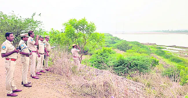ఎల్లంపల్లి ప్రాజెక్ట్ వద్ద బర్డ్వాచ్