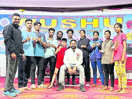 ఉషు పోటీల్లో భామిని విద్యార్థుల సత్తా