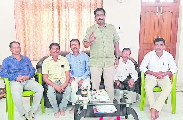 ఉపాధ్యాయ సమస్యలు పరిష్కరించాలి