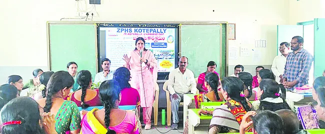 విద్యార్థుల సంఖ్య పెంచండి 