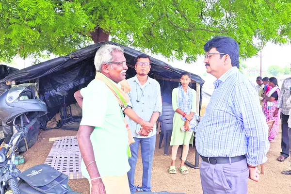 ధాన్యం తరలింపులో జాప్యం చేయొద్దు