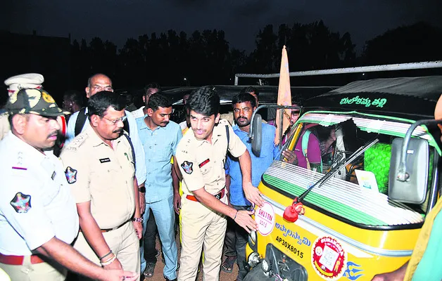 ప్రయాణికుల భద్రతకు ప్రాధాన్యం