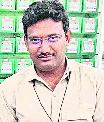 రోడ్డు ప్రమాదంలో వ్యక్తి మృతి 
