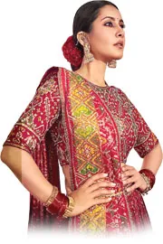 Heroine Raashi Khanna likes These Fashion Brands1