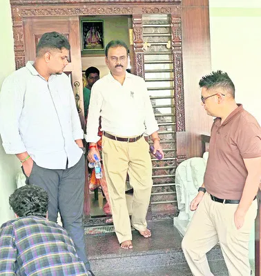 టార్గెట్.. విశాఖన్