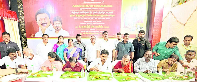 పార్థసారథి స్వామి సన్నిధిలో రోజంతా అన్నదానం