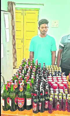 120 లీటర్ల మద్యం స్వాధీనం 