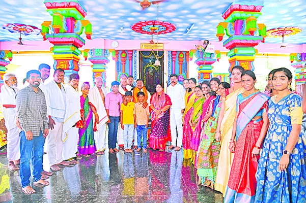 దేవాలయ నిర్మాణాలకు సహకరిస్తా