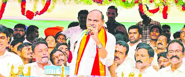 రాష్ట్రాన్ని దోచుకోవడమే కూటమి నేతల పని 