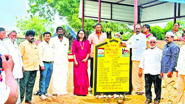 అధికారులు ఒత్తిడి తీసుకువచ్చి.. నిర్మాణం చేయించి.. 