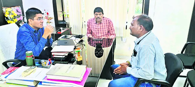 రోడ్డు ప్రమాదాల నివారణకు ప్రజలు సహకరించాలి 