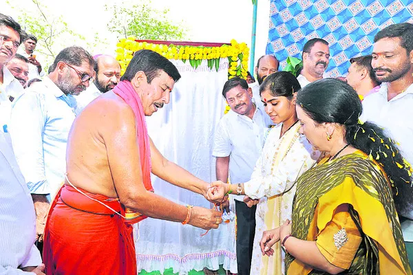 సబ్స్టేషన్.. రైతులకు ఉపయోగం