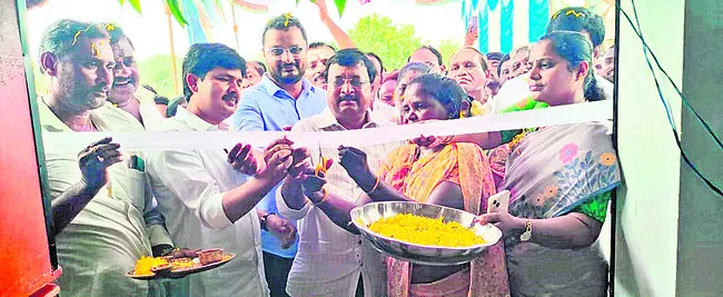 మీకు ఏ కష్టమొచ్చినా అండగా ఉంటాం! 