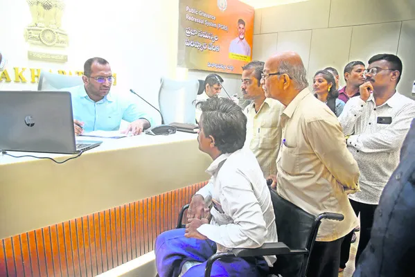 అర్జీల రీ ఓపెన్పై కలెక్టర్ అసంతృప్తి