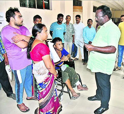 అధికారులంతా పీజీఆర్ఎస్కు హాజరుకావాలి