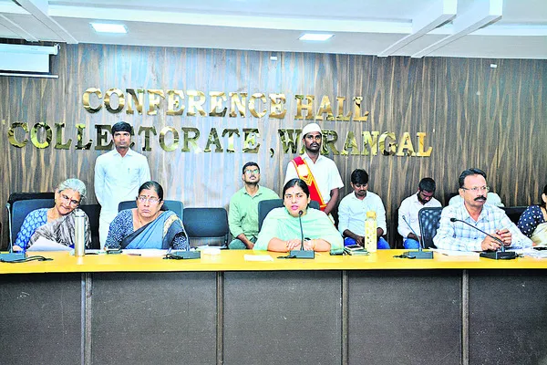 పరీక్షలు పకడ్బందీగా నిర్వహించండి