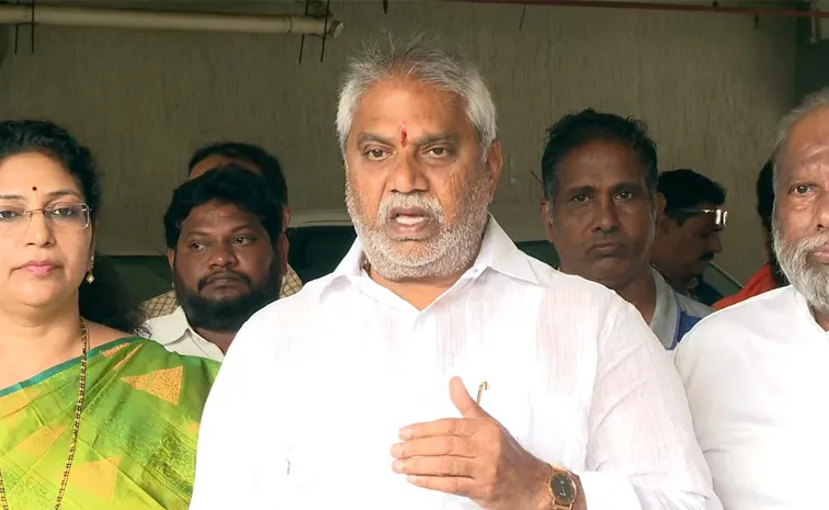 YSRCP Leaders Complaint To Election Commissioner Over Tiruvuru Municipal Chairman Election
