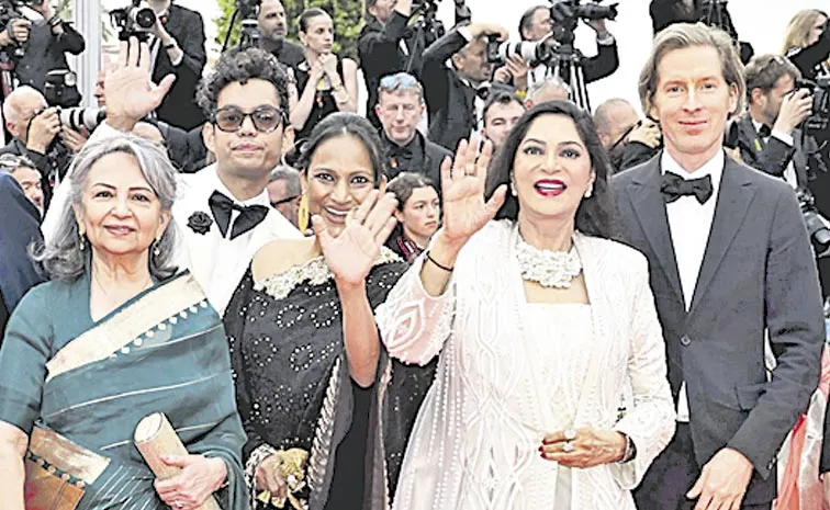  Sharmila Tagore and Simi Garewal dazzle on red carpet at Cannes Film Festival 20253