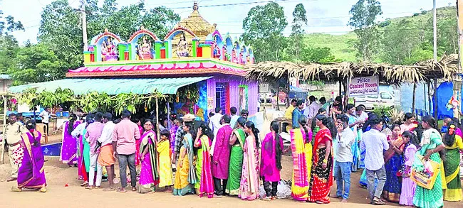 అంబరాన్నంటిన సంబరం